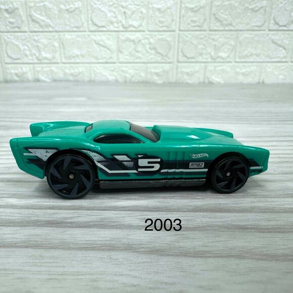 Matchbox Cars Lot of 71999–2017 Retro VTG Diecast Mixed Styles Multicolor 1:64 - Picture 11 of 15